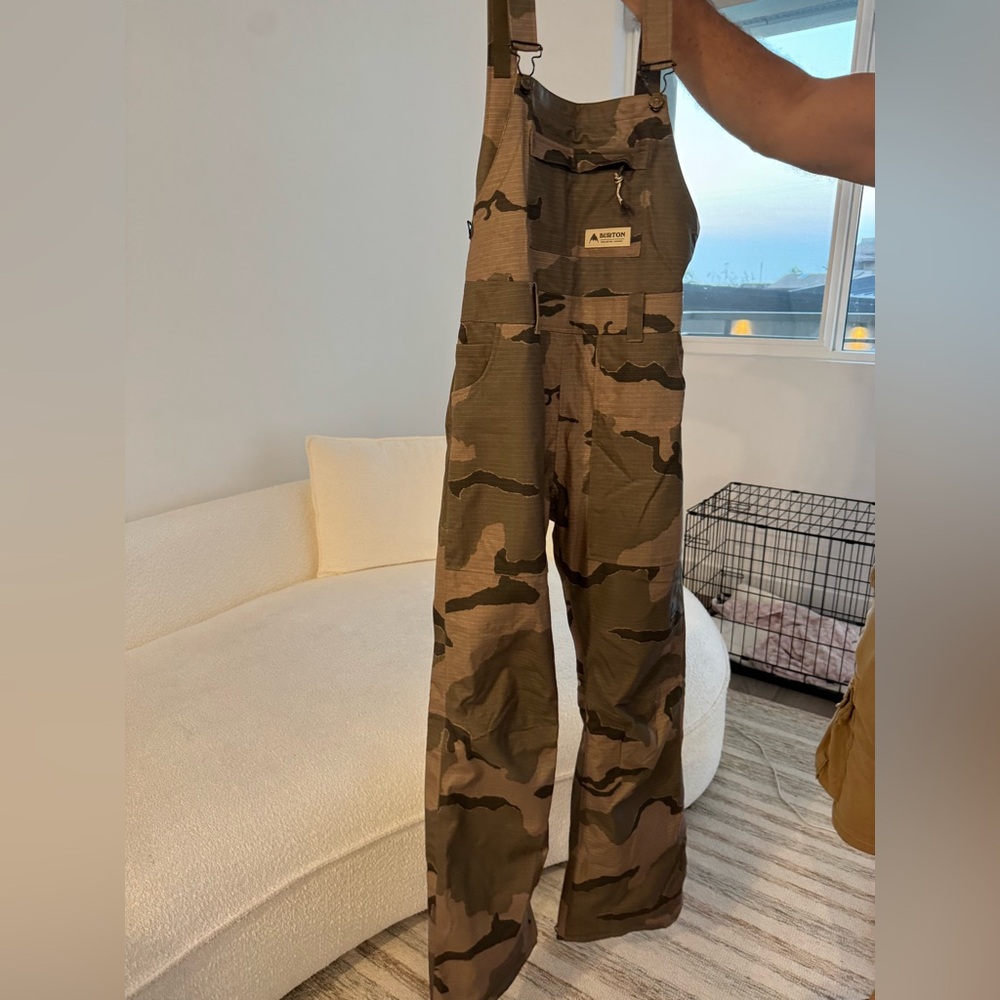 Burton ski suit